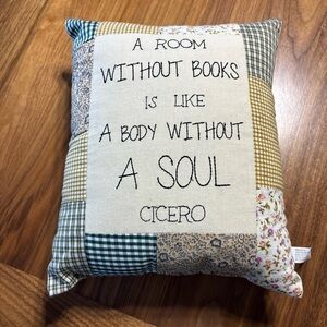 Patchwork Cicero “A Room Without Books..” Throw Pillow.  10”x12”